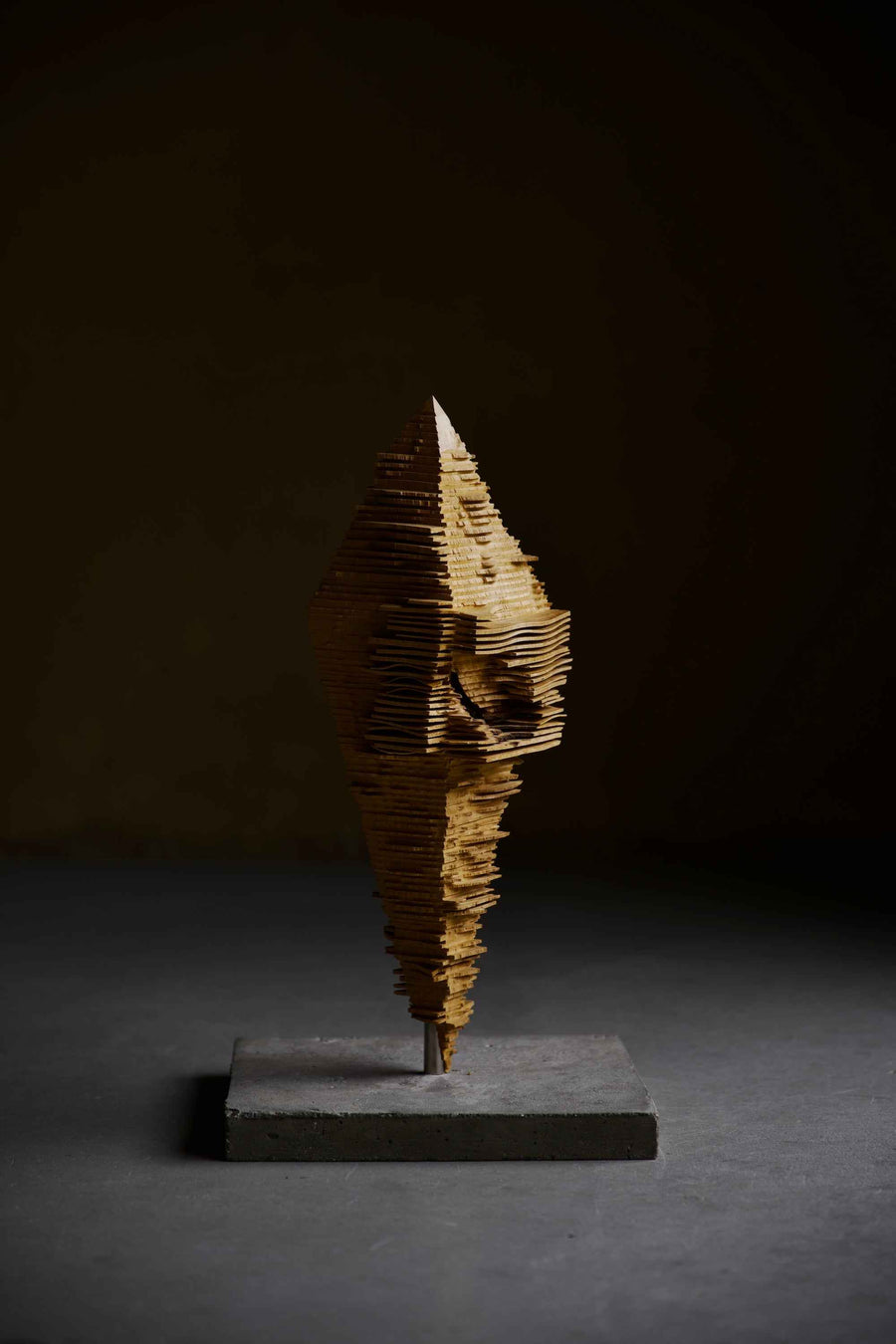 Gnomon 01