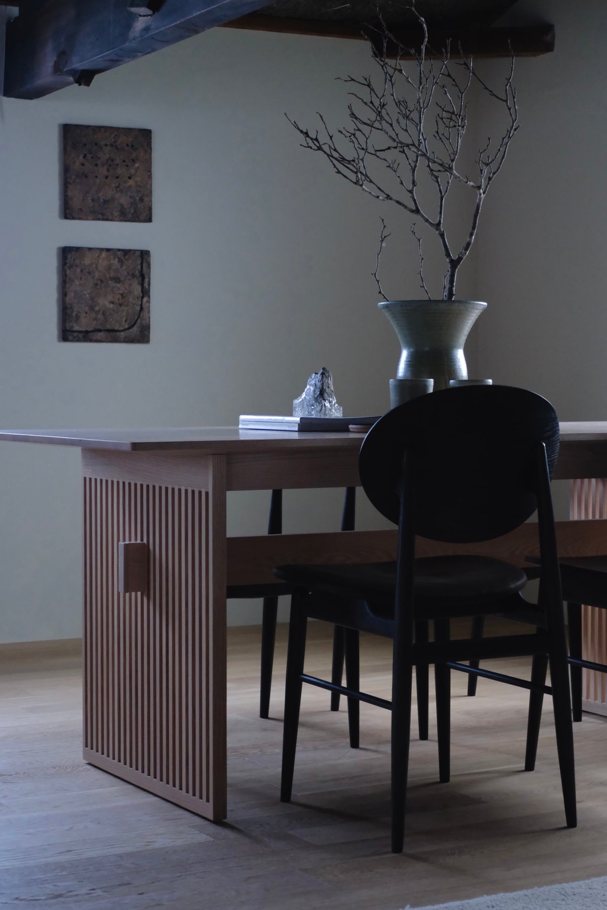 Lattice dining table