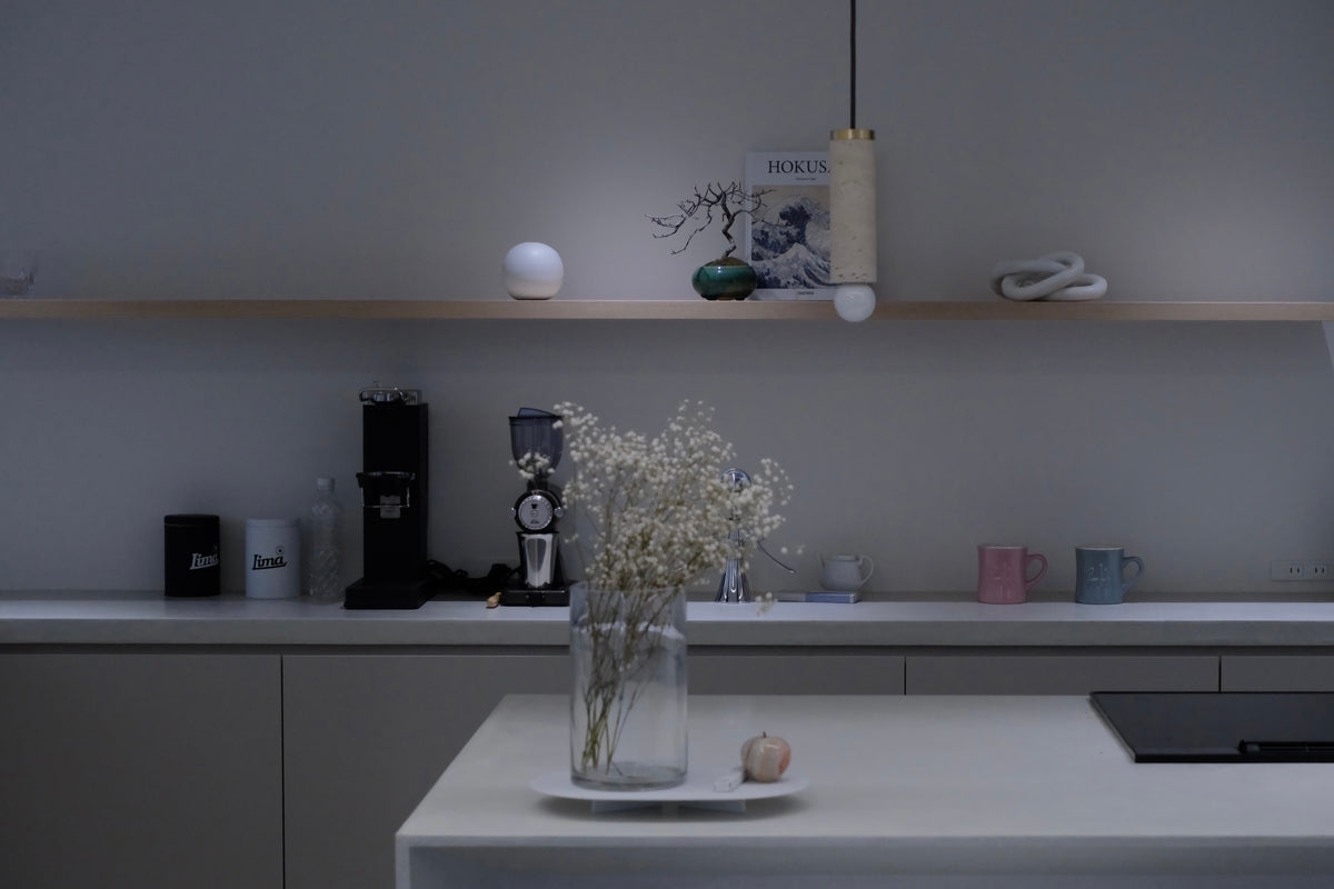 Renovated apartment to eliminate noise 