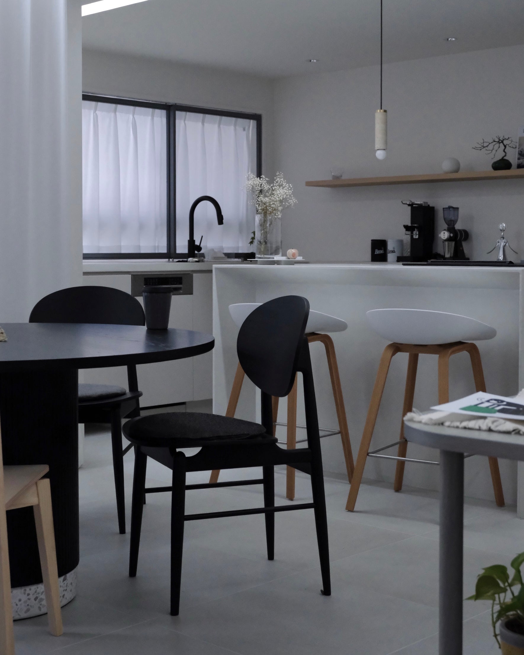 Renovated apartment to eliminate noise 