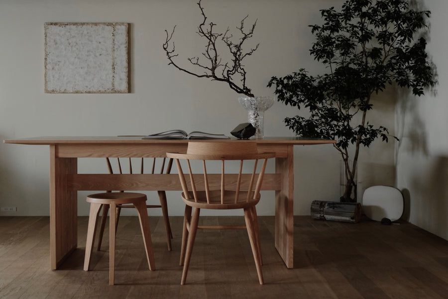 Lattice dining table