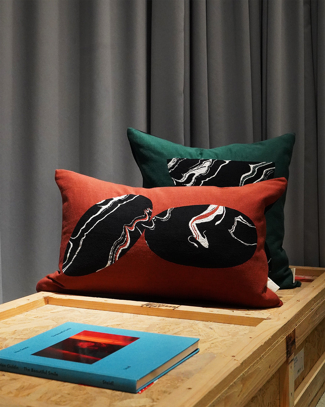 Exhibition I PHAPHIC "Dots, Lines, and Cotton"
